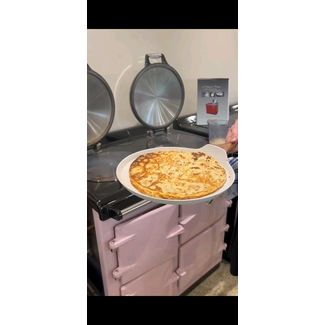 Cooking pancakes on our Oil Heritage Range Cooker 